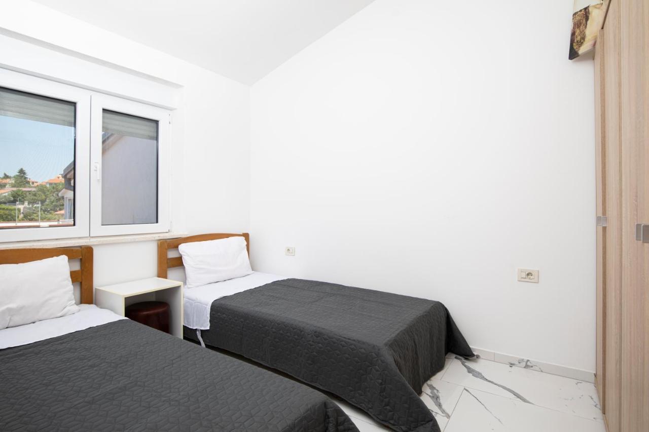 Pjescana Uvala Sea View Apartment Εξωτερικό φωτογραφία