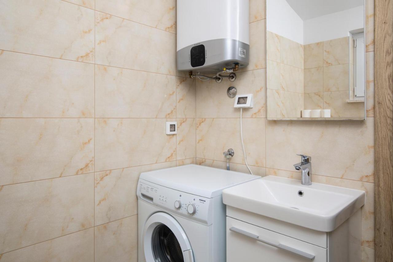 Pjescana Uvala Sea View Apartment Εξωτερικό φωτογραφία