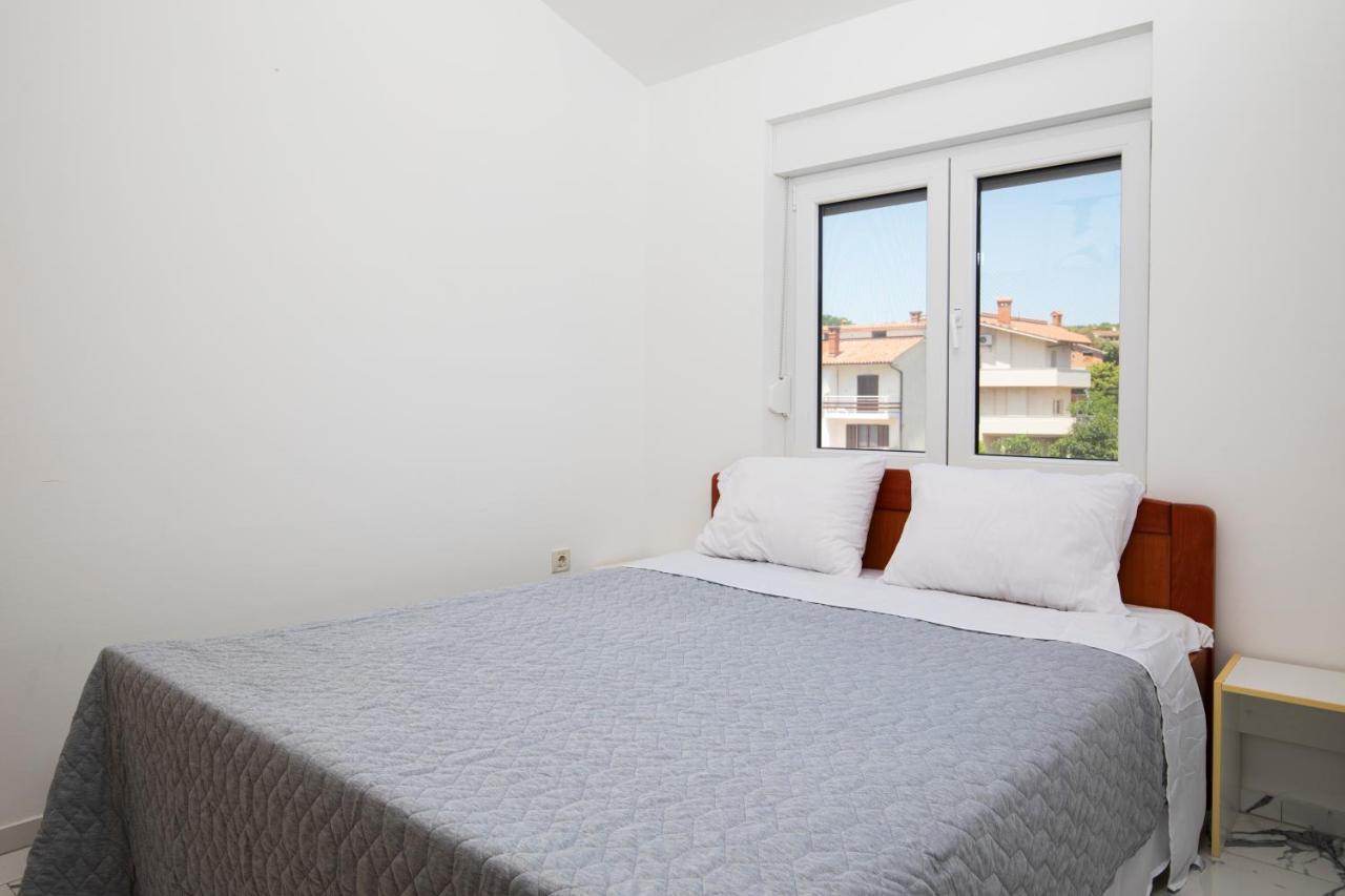Pjescana Uvala Sea View Apartment Εξωτερικό φωτογραφία