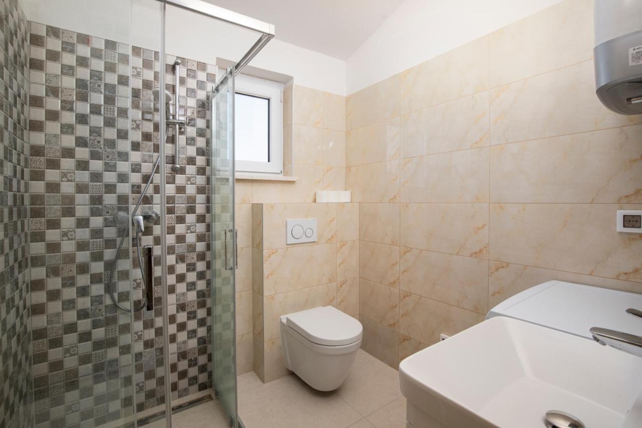 Pjescana Uvala Sea View Apartment Εξωτερικό φωτογραφία
